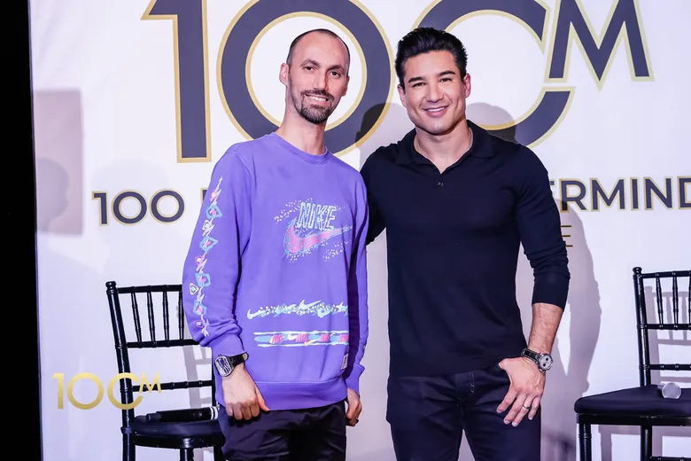 Dan Fleyshman with Mario Lopez