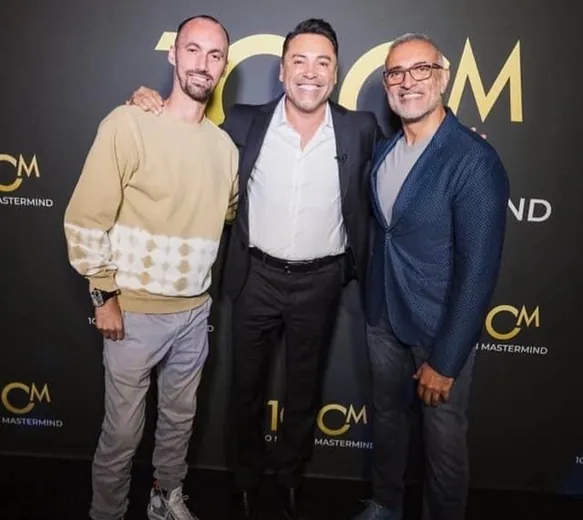Dan Fleyshman with Oscar De La Hoya